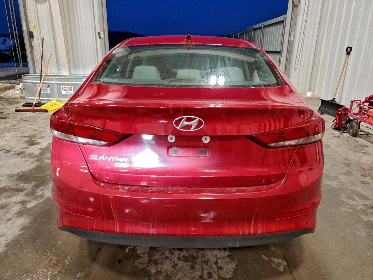 2017 HYUNDAI ELANTRA SE photo 6
