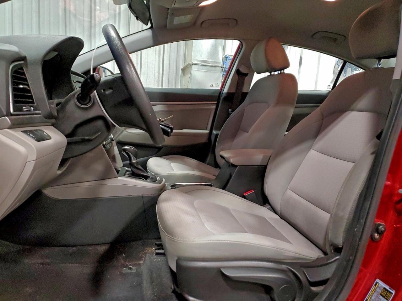 2017 HYUNDAI ELANTRA SE photo 7