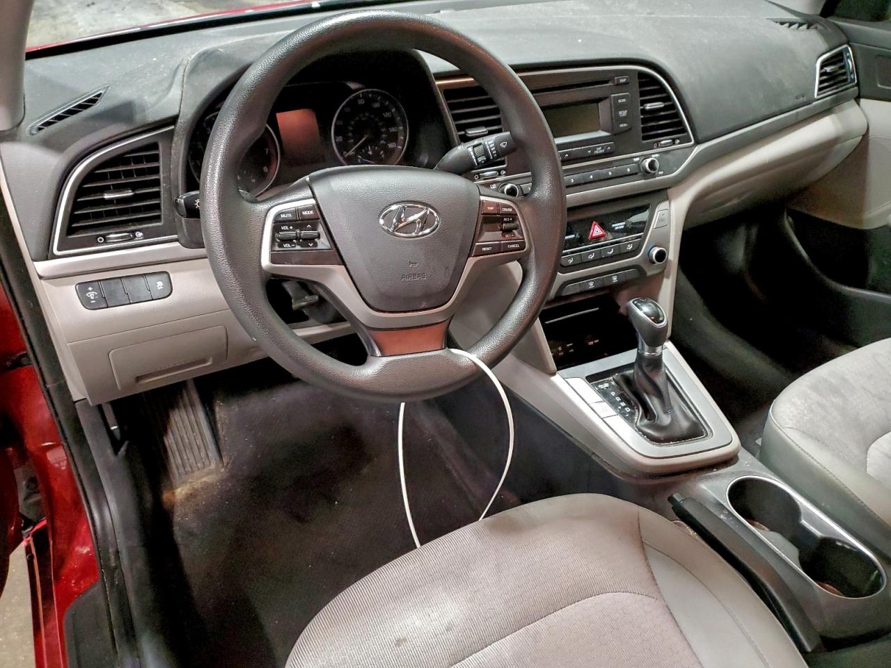 2017 HYUNDAI ELANTRA SE photo 8