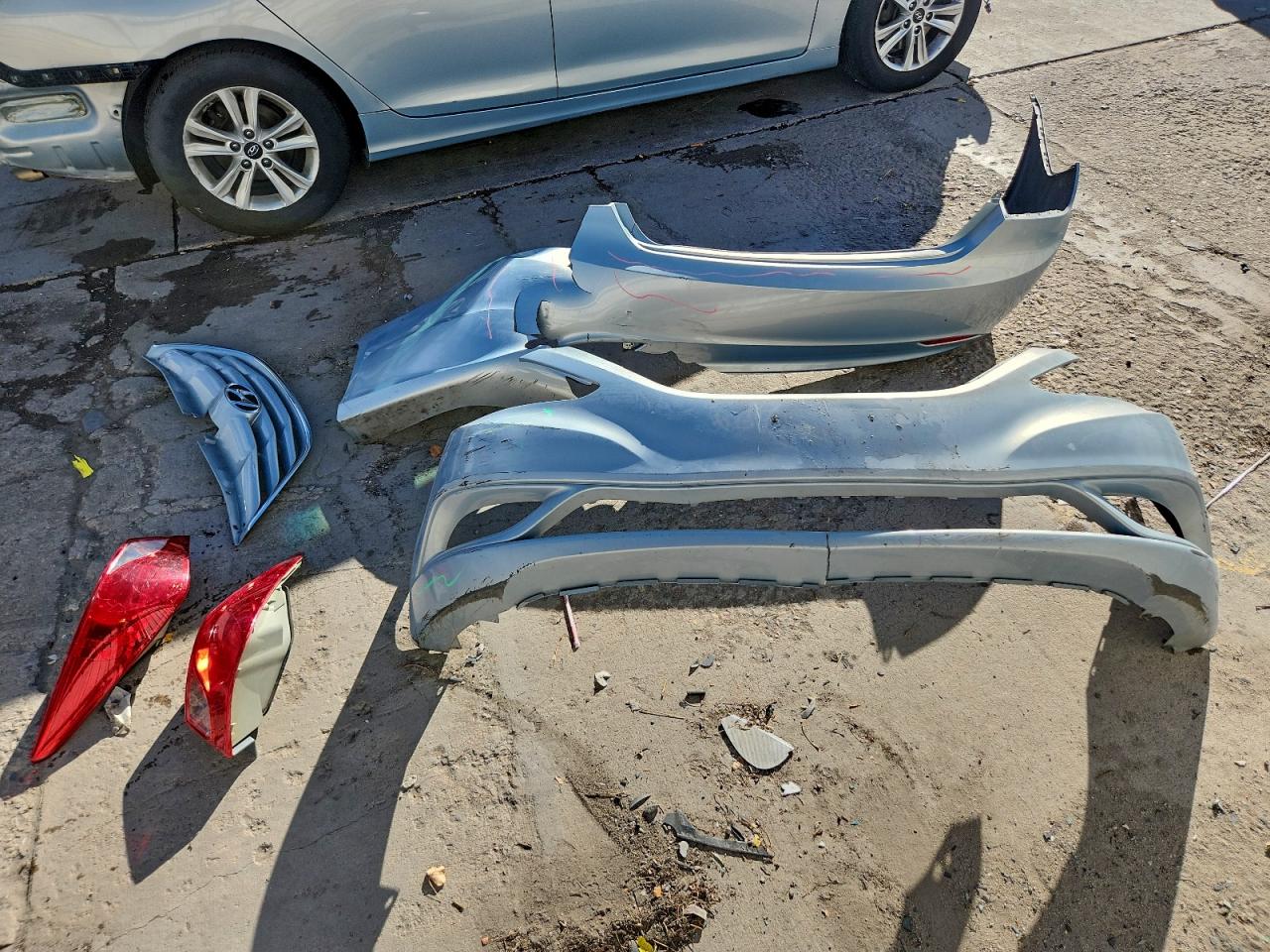2013 HYUNDAI SONATA GLS photo 12