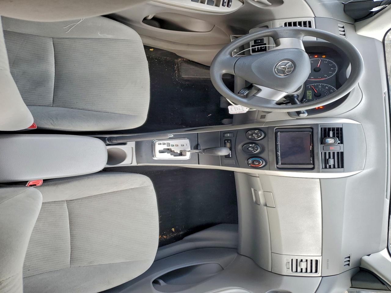 2010 TOYOTA COROLLA BASE photo 8