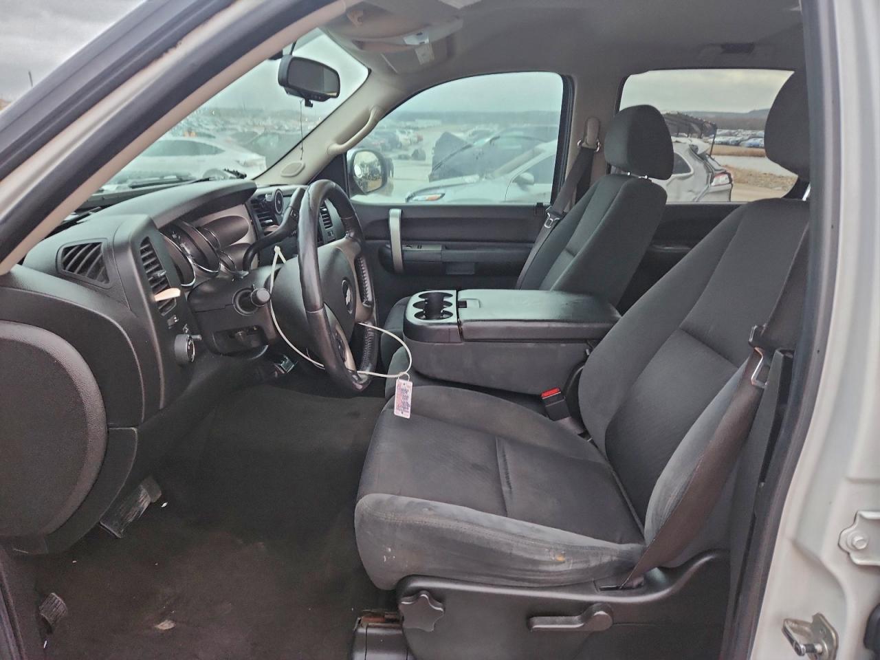 2009 CHEVROLET SILVERADO C1500 LT photo 7