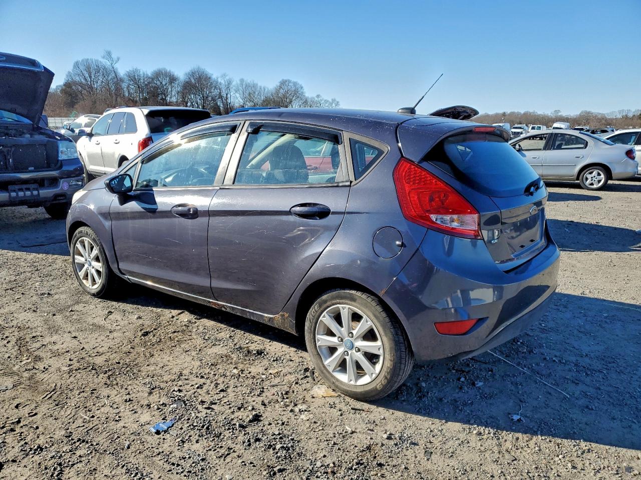 2012 FORD FIESTA SE photo 2