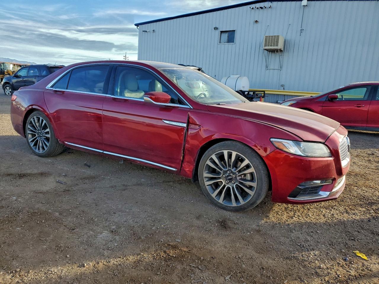 2017 LINCOLN CONTINENTAL RESERVE photo 4