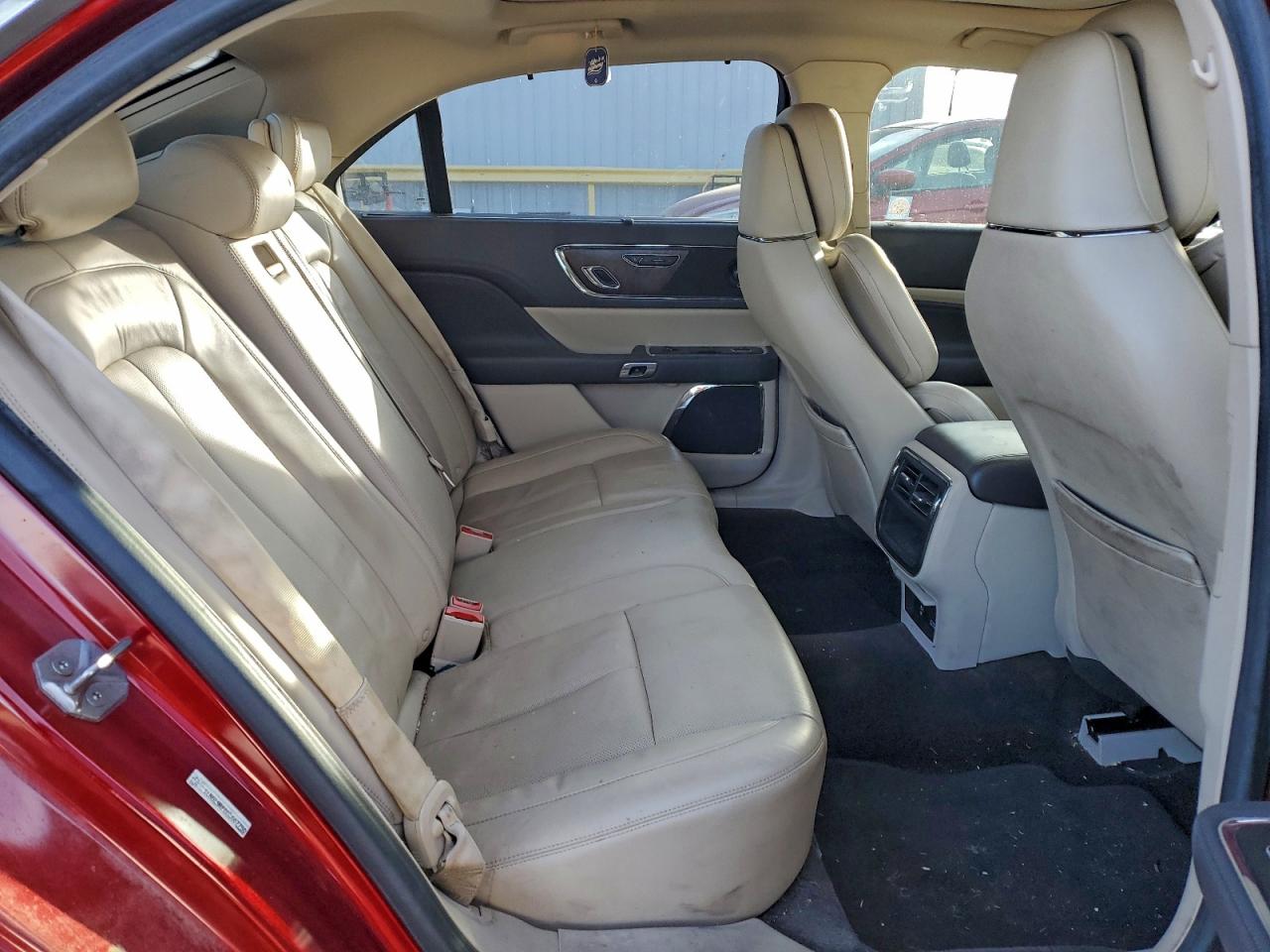 2017 LINCOLN CONTINENTAL RESERVE photo 10