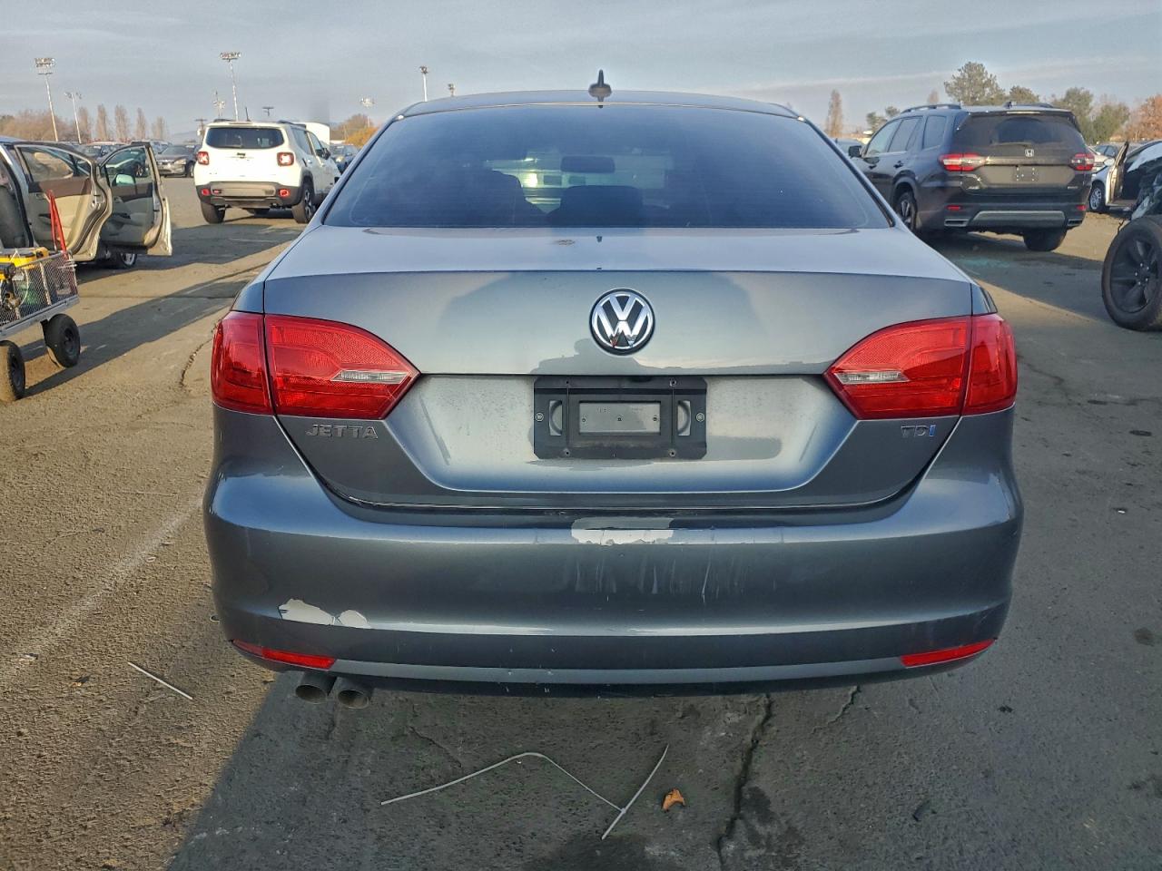 2014 VOLKSWAGEN JETTA TDI photo 6