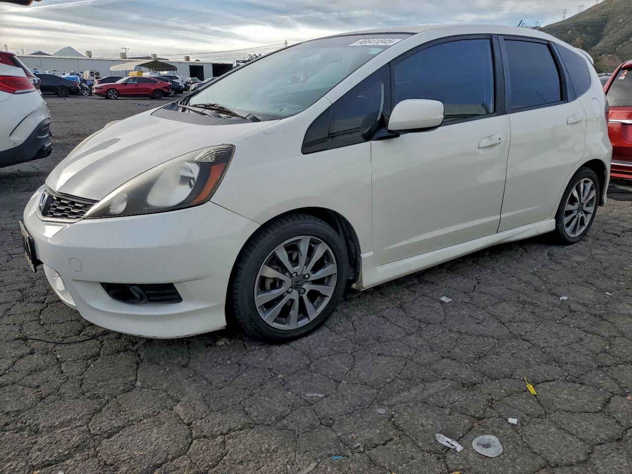 2013 HONDA FIT