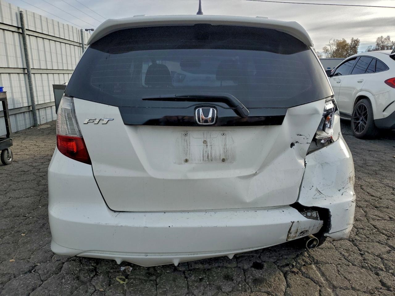2013 HONDA FIT SPORT photo 6