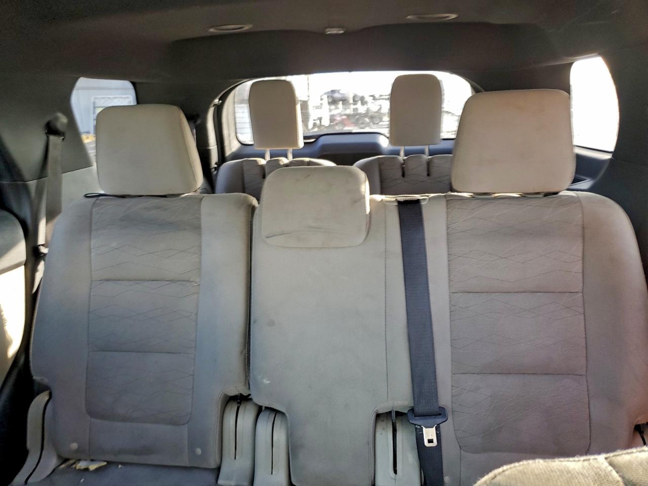 2015 FORD EXPLORER photo 10