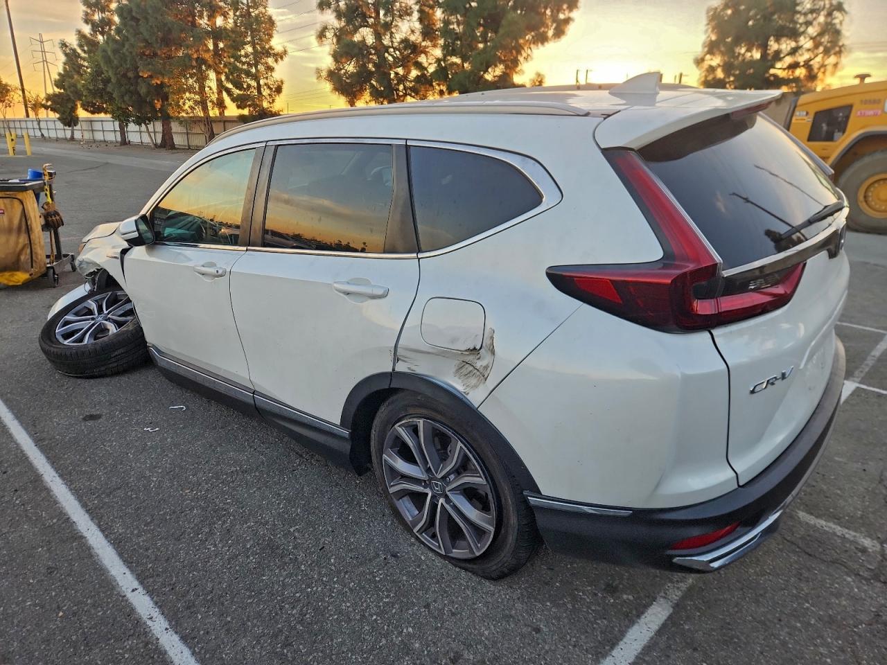 2020 HONDA CR-V TOURING photo 2