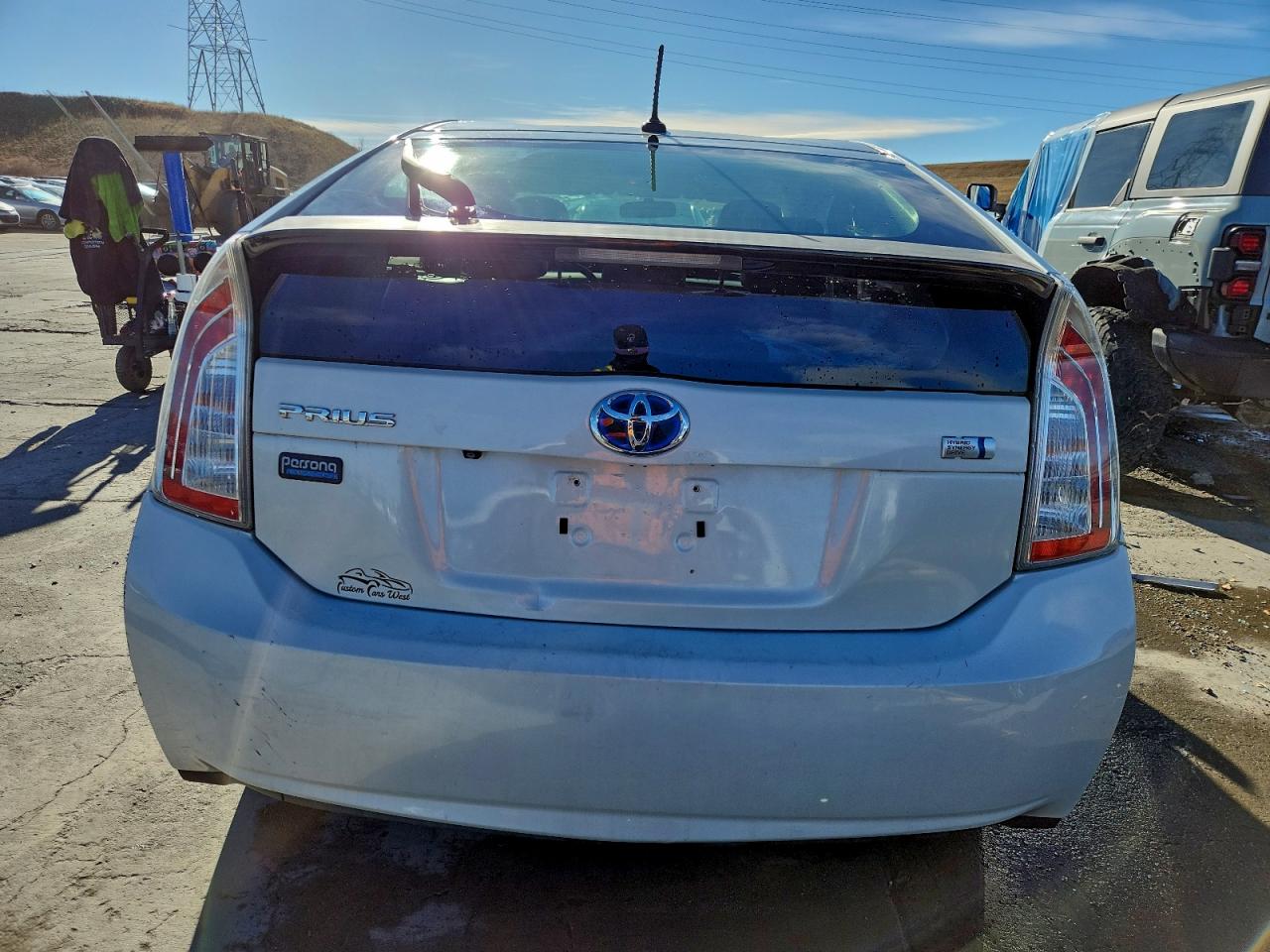 2013 TOYOTA PRIUS photo 6