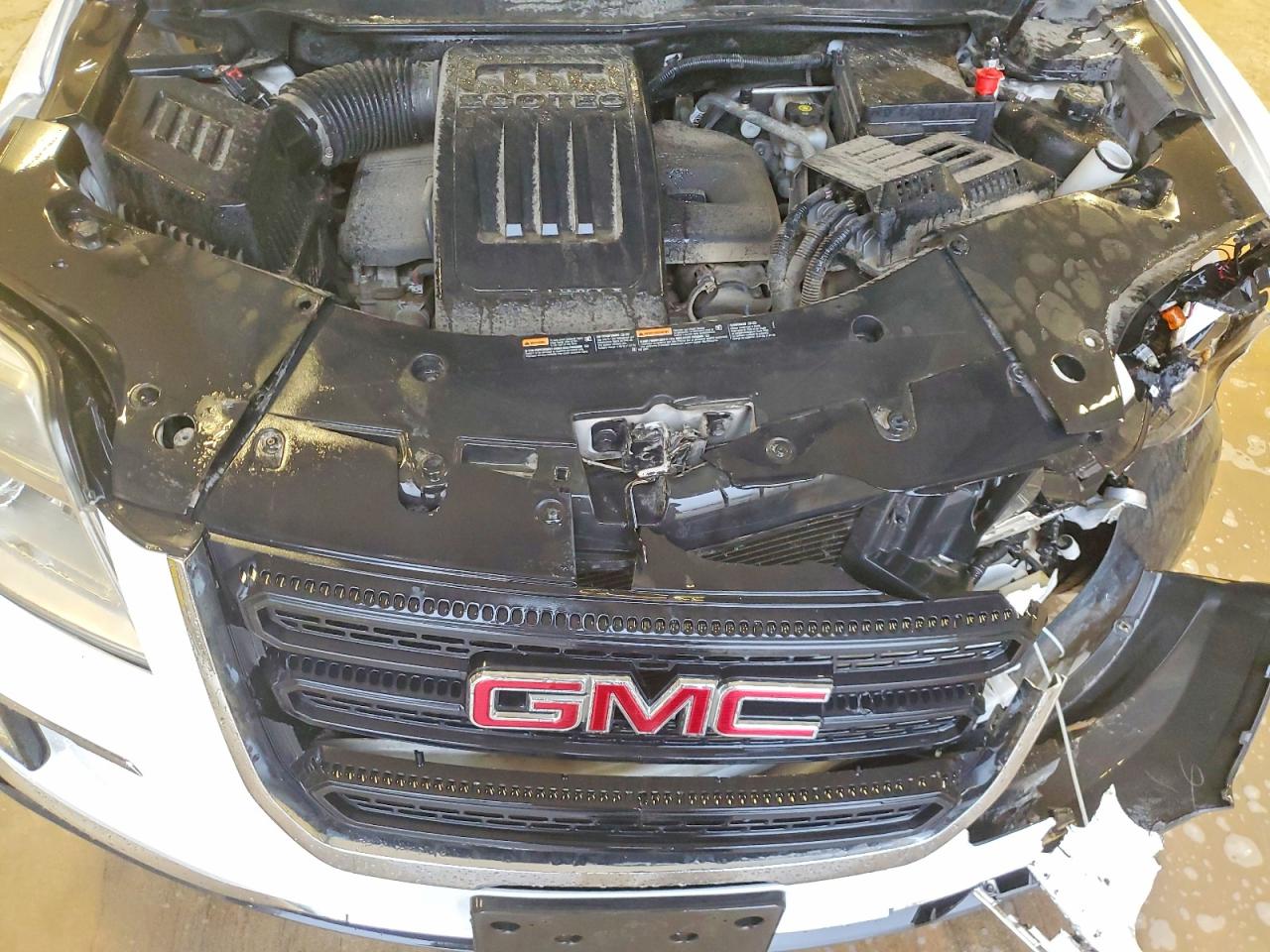 2017 GMC TERRAIN SLE photo 11