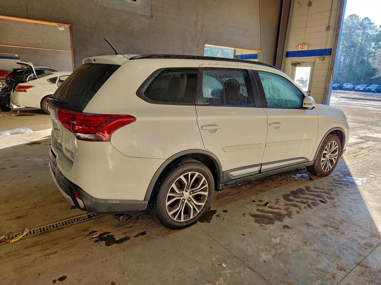 2016 MITSUBISHI OUTLANDER SE photo 5