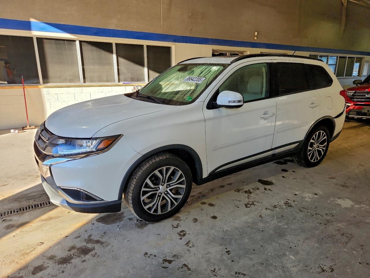 2016 MITSUBISHI OUTLANDER