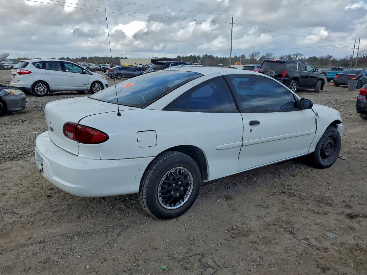 2001 CHEVROLET CAVALIER photo 3
