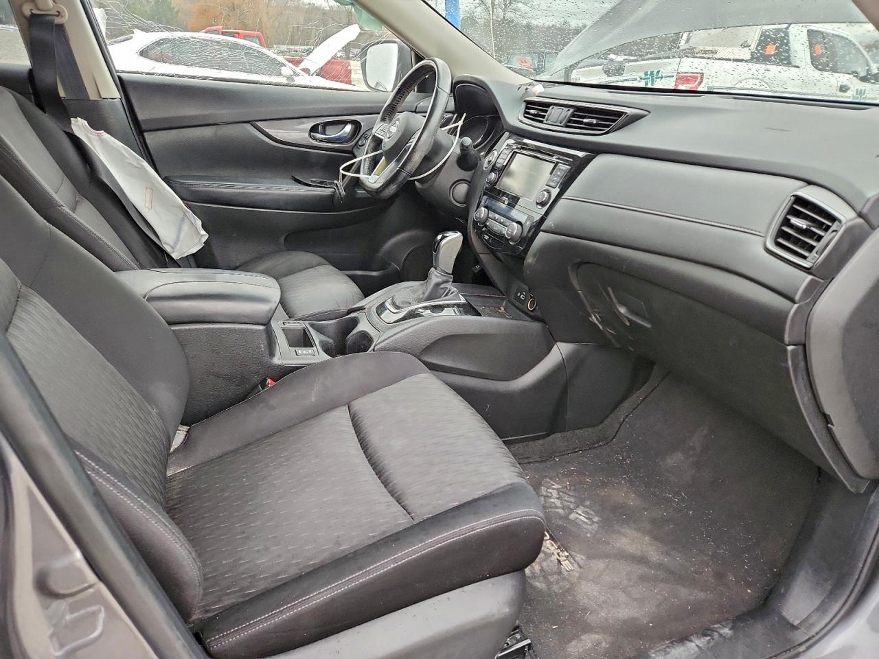 2019 NISSAN ROGUE S photo 7