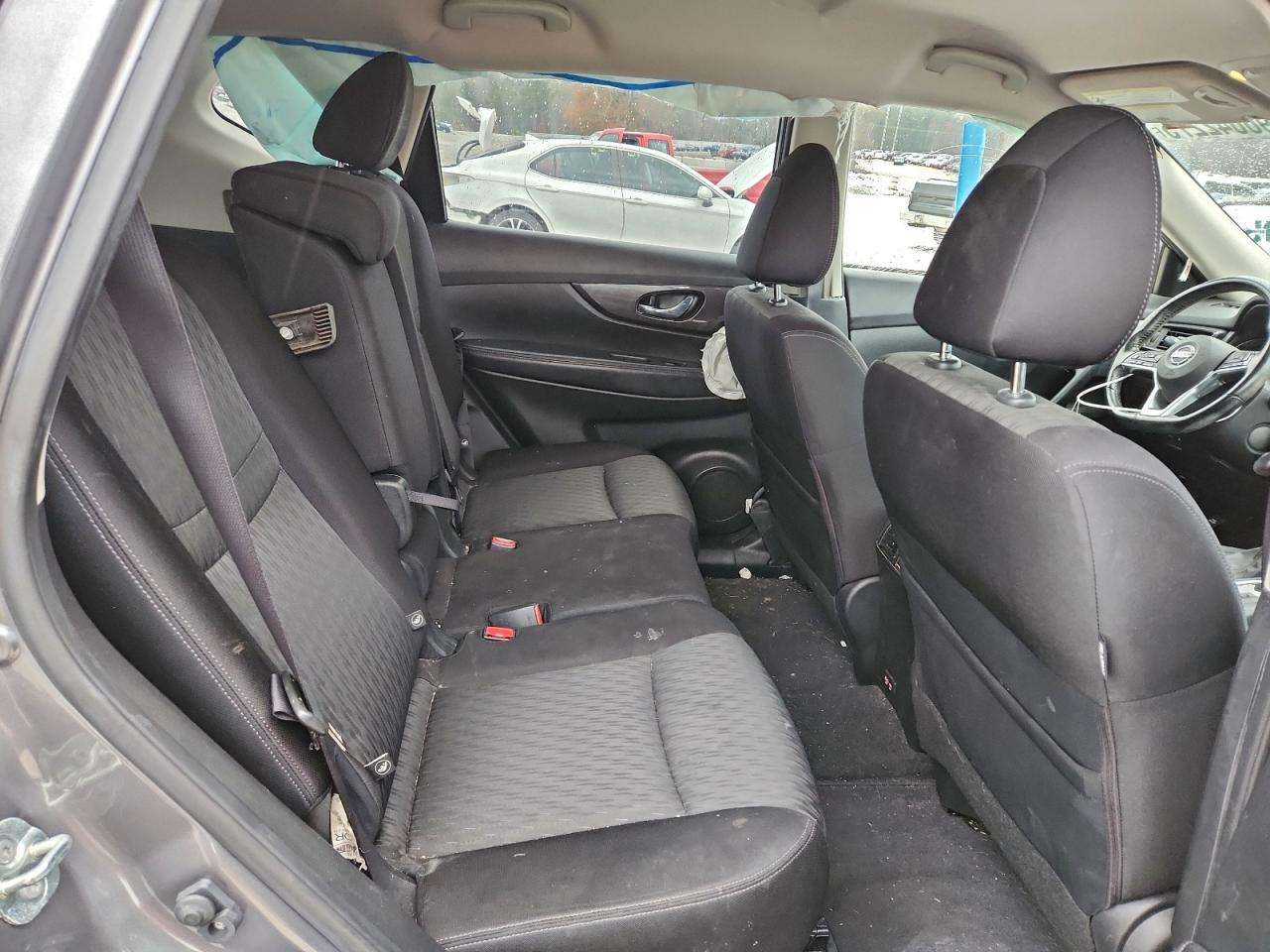 2019 NISSAN ROGUE S photo 11