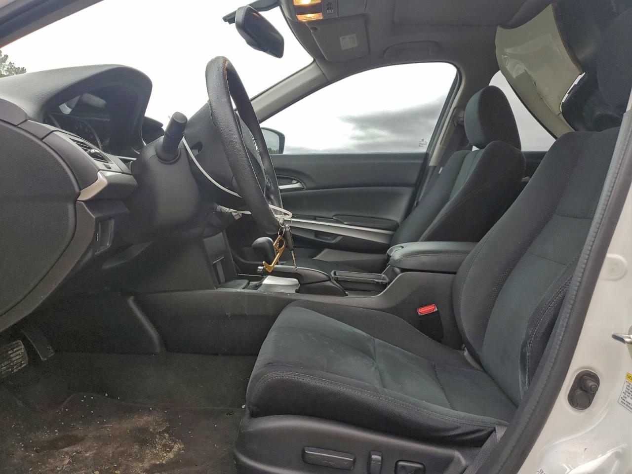 2015 HONDA CROSSTOUR EX photo 19
