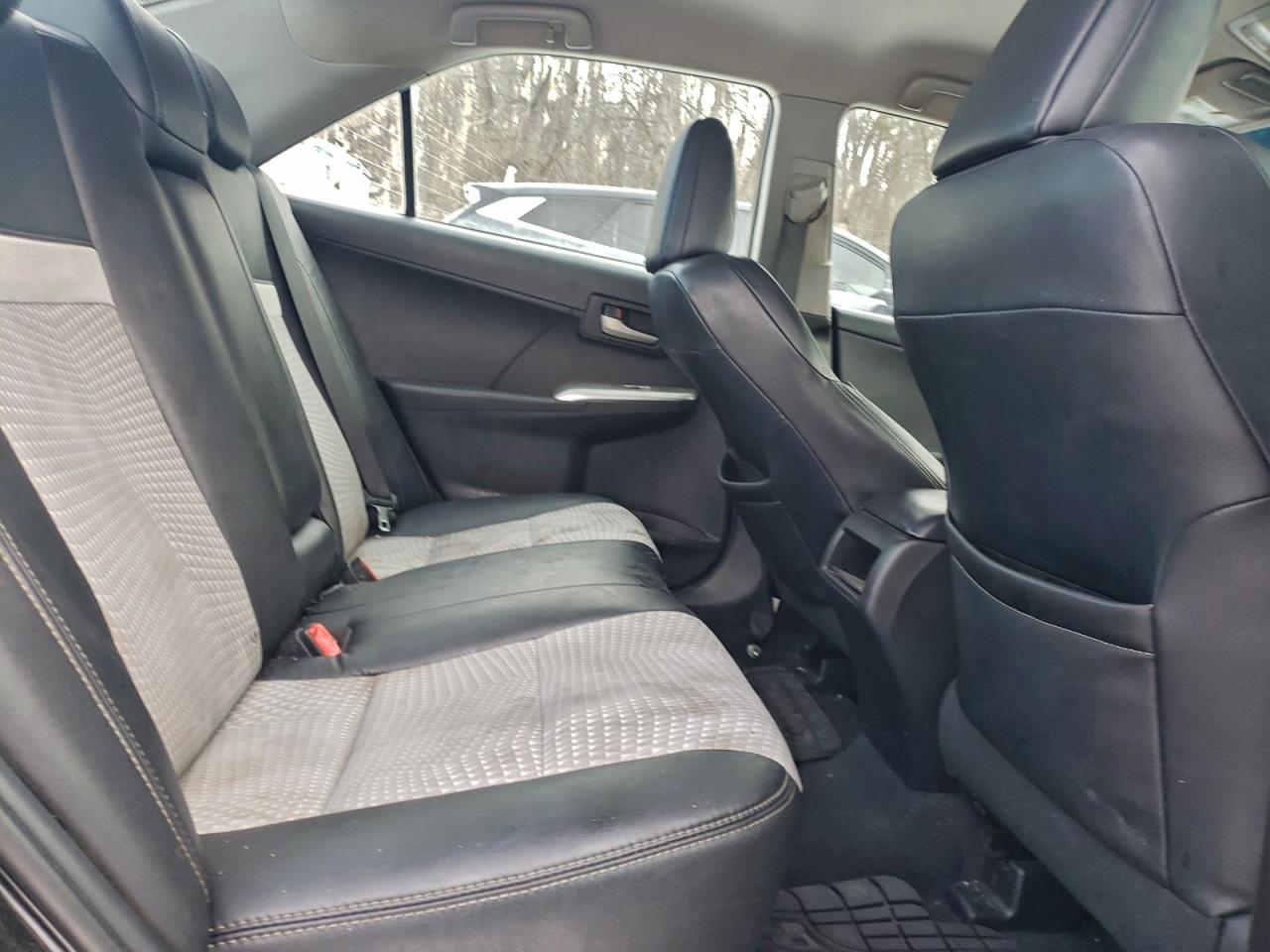 2012 TOYOTA CAMRY BASE photo 10