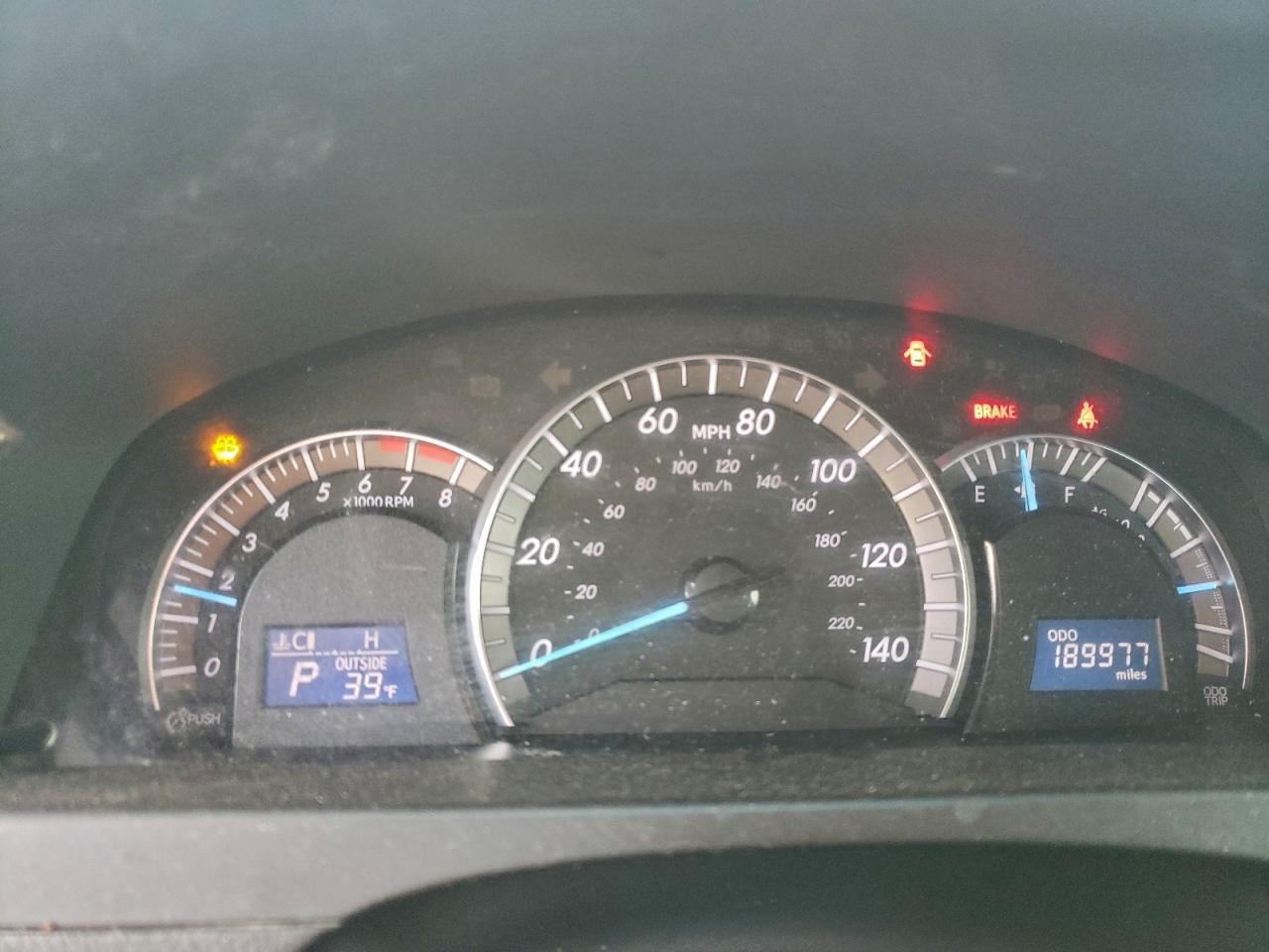 2012 TOYOTA CAMRY BASE photo 9