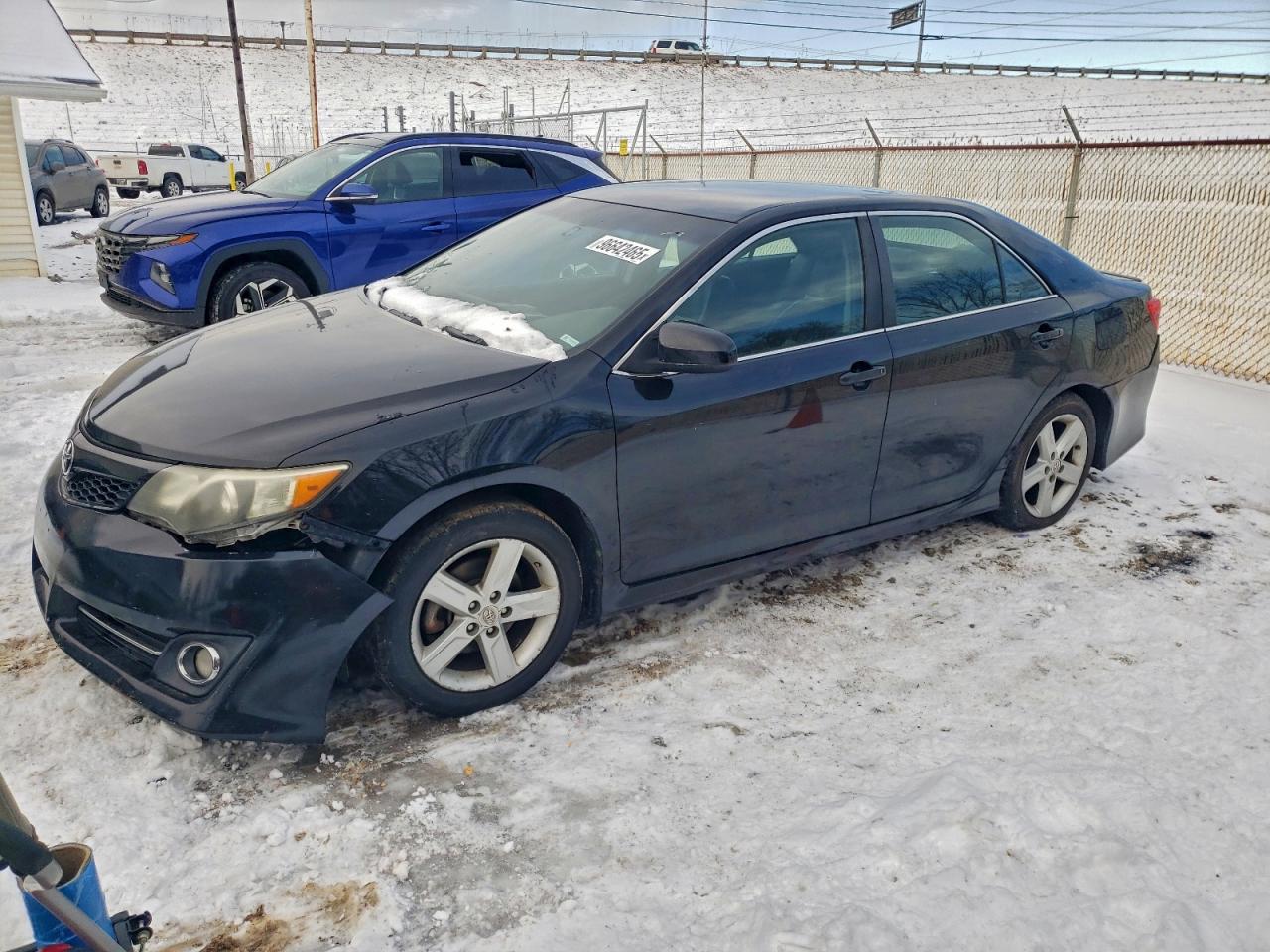 2012 TOYOTA CAMRY