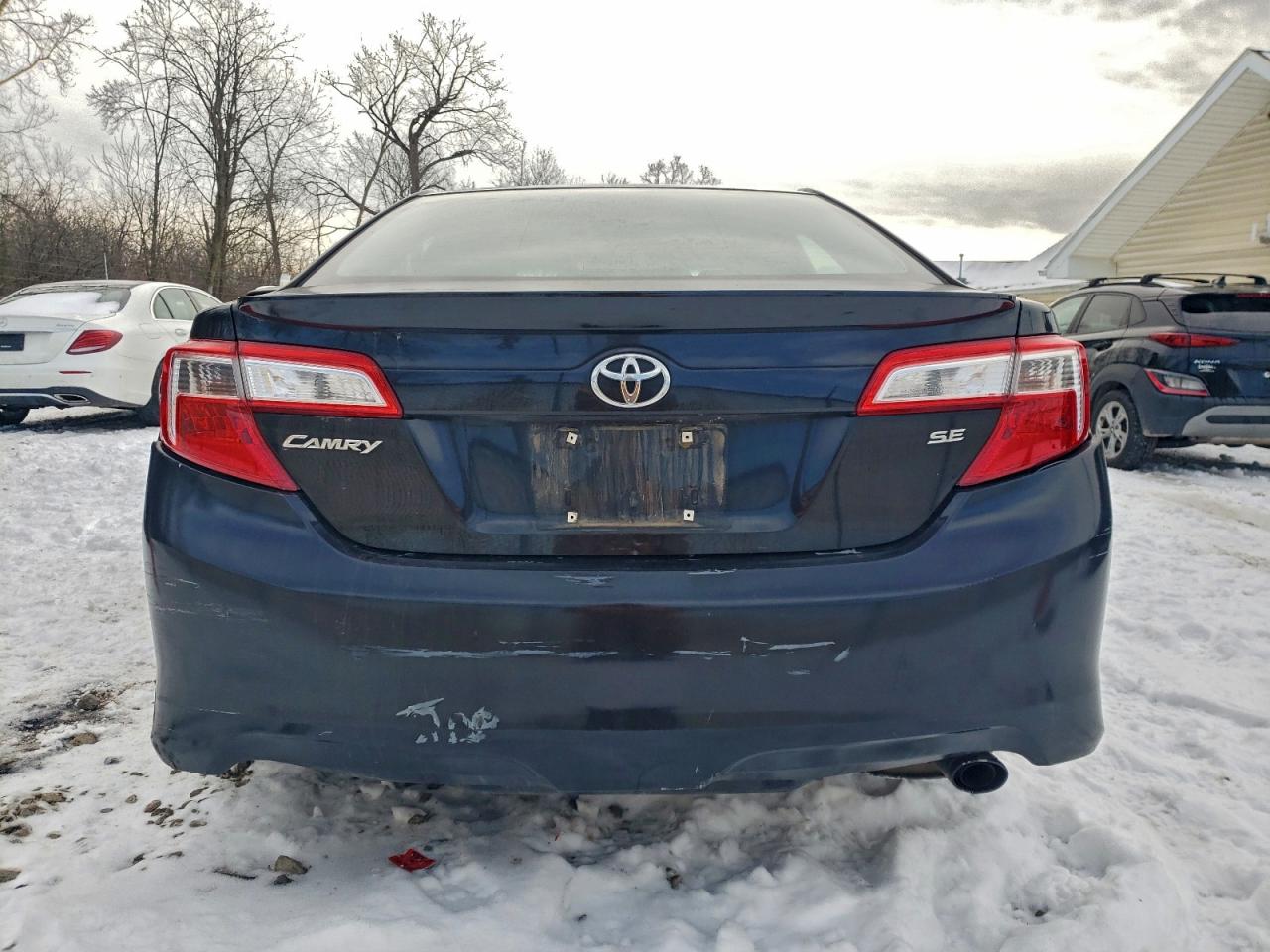 2012 TOYOTA CAMRY BASE photo 6