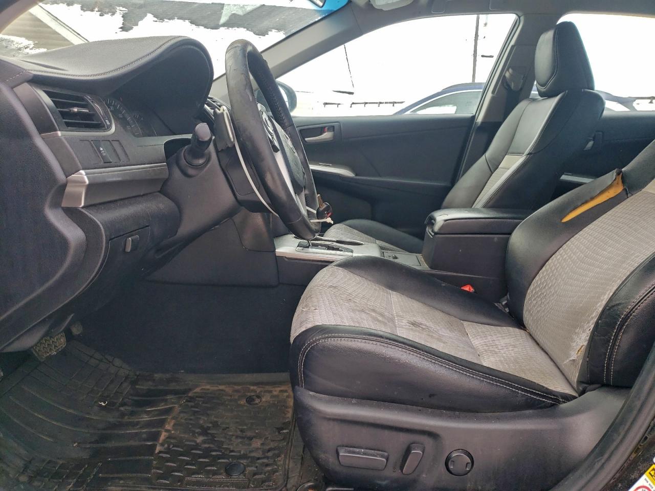 2012 TOYOTA CAMRY BASE photo 7