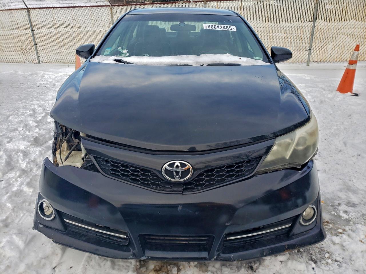2012 TOYOTA CAMRY BASE photo 5