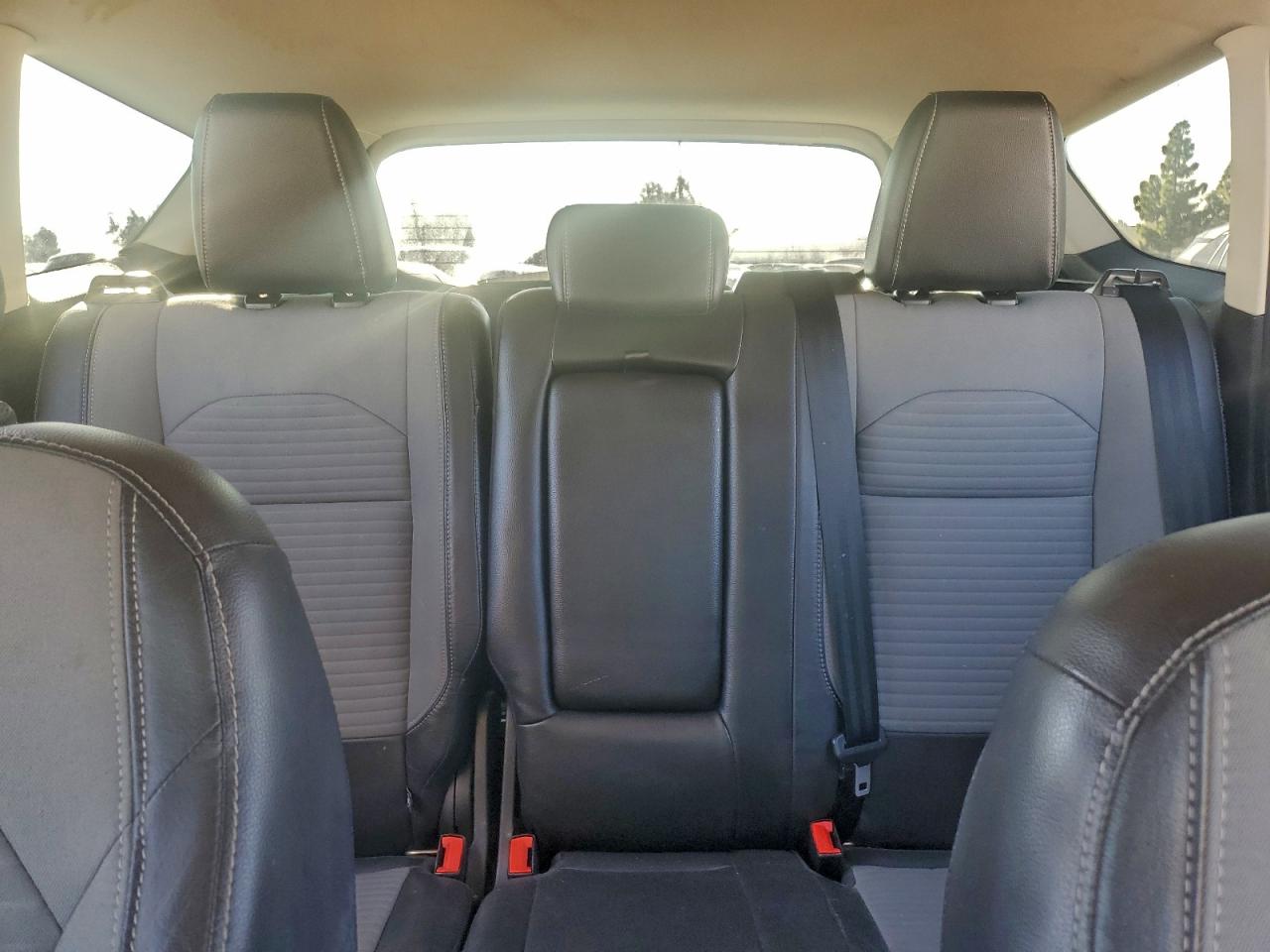 2018 FORD ESCAPE SE photo 19