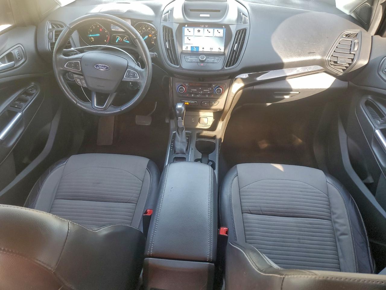 2018 FORD ESCAPE SE photo 15