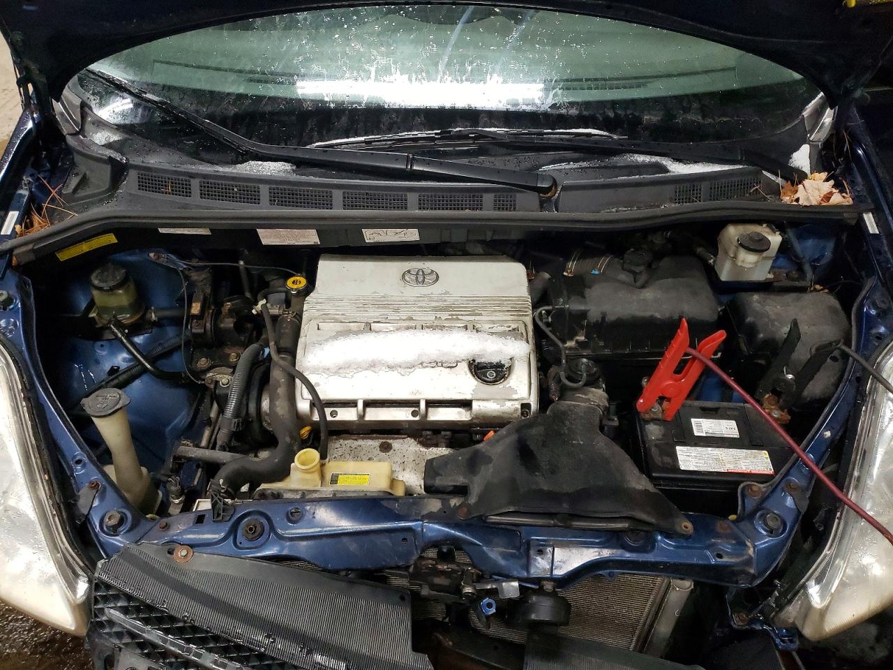 2004 TOYOTA SIENNA LE photo 12