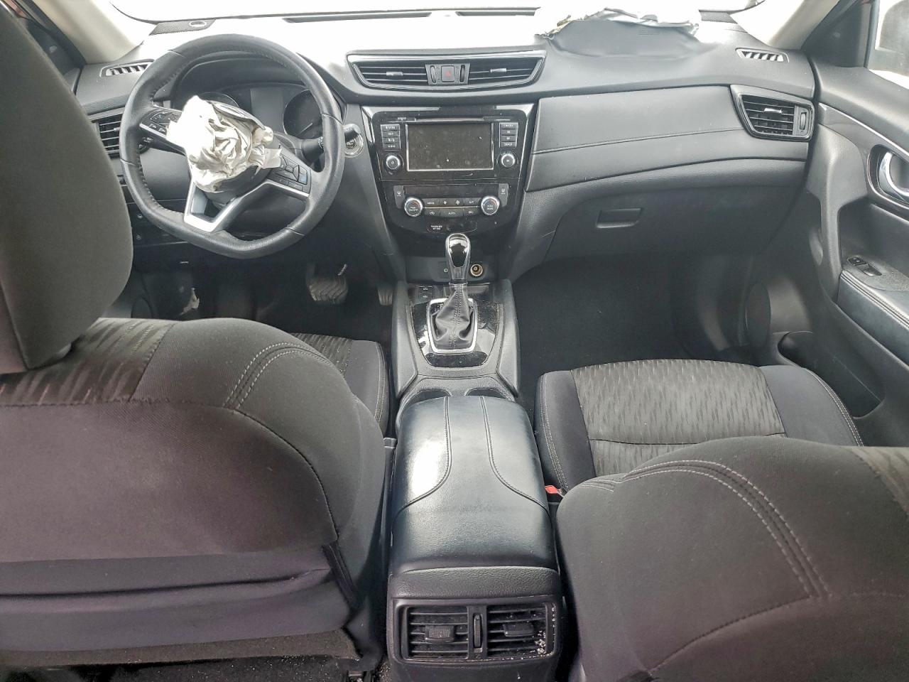 2019 NISSAN ROGUE S photo 8