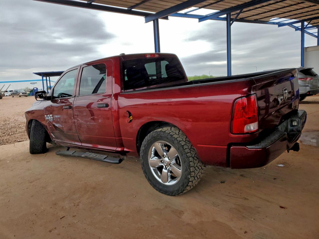 2019 RAM 1500 CLASSIC TRADESMAN photo 2