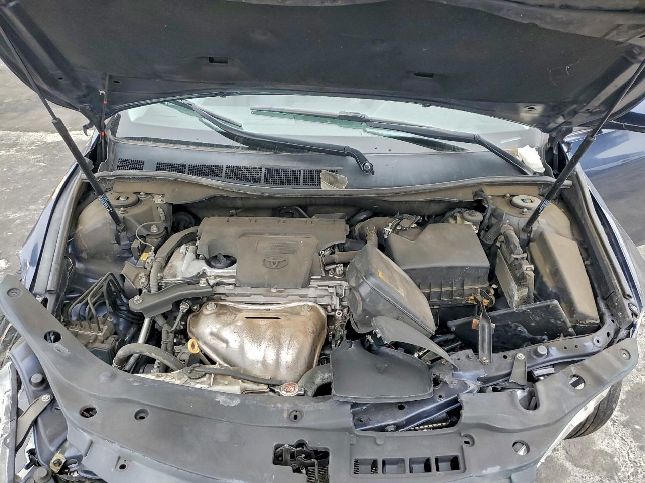 2017 TOYOTA CAMRY LE photo 31