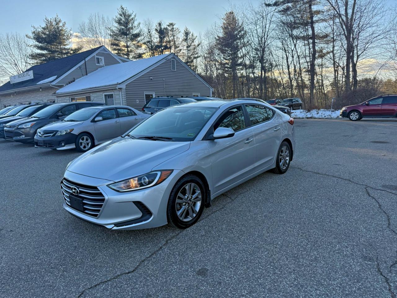2018 HYUNDAI ELANTRA SEL photo 2