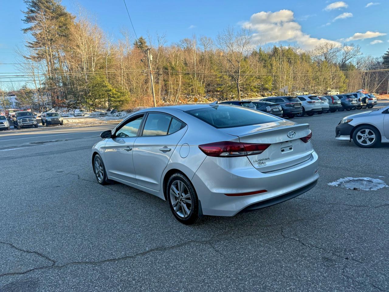 2018 HYUNDAI ELANTRA SEL photo 3