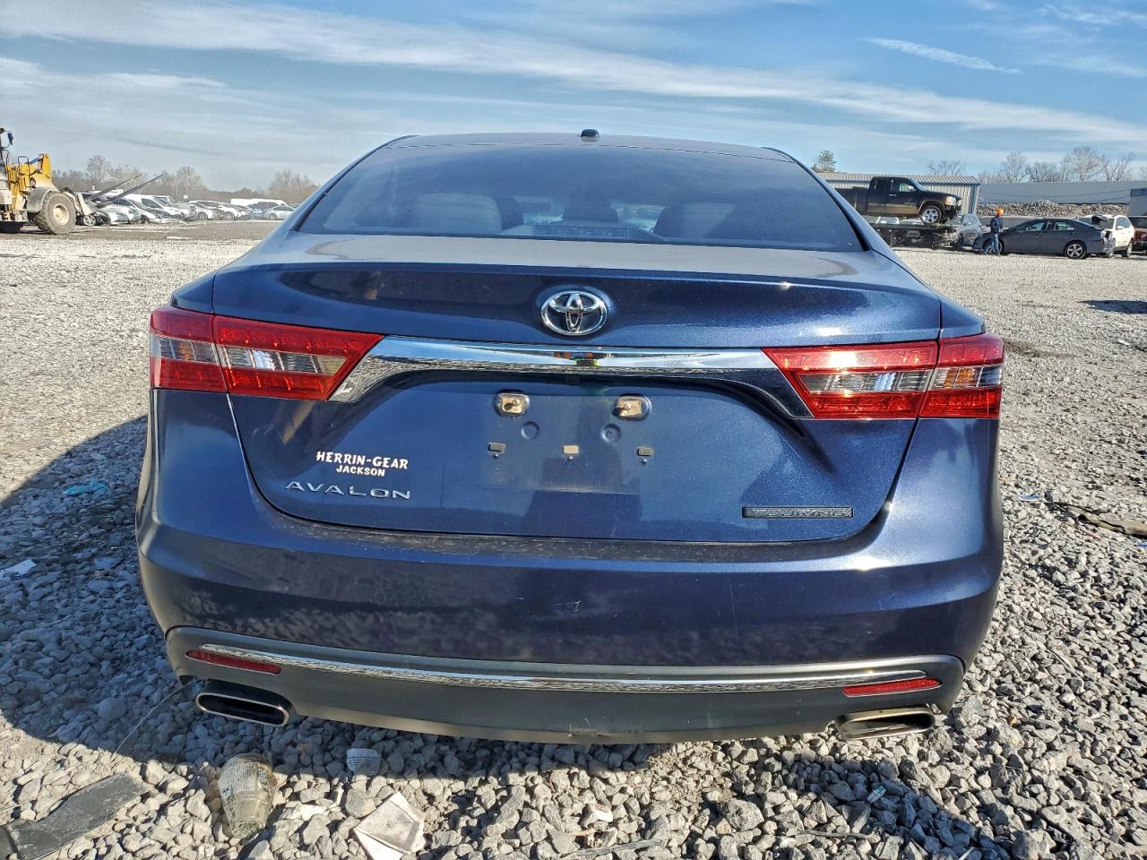 2016 TOYOTA AVALON XLE photo 6