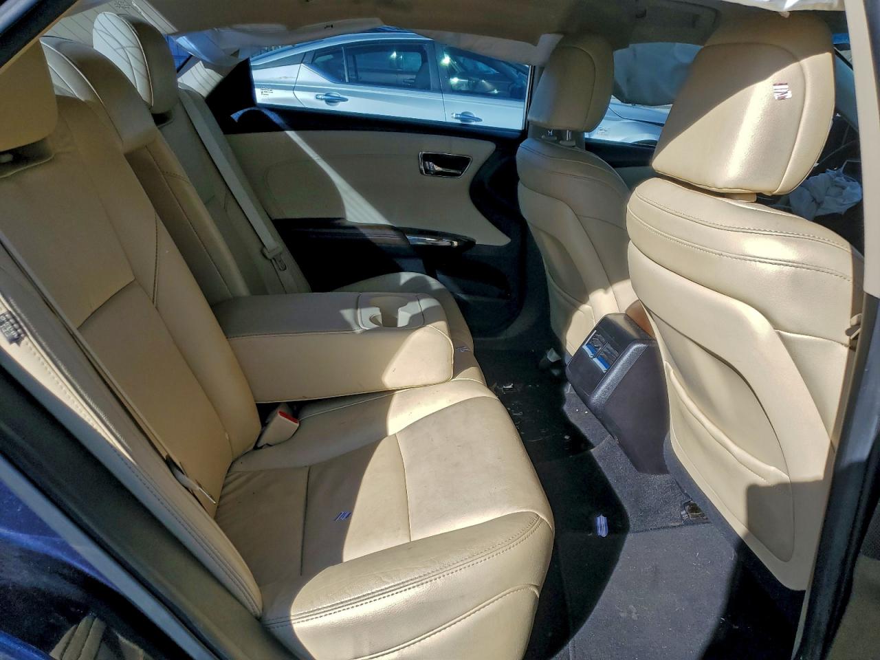 2016 TOYOTA AVALON XLE photo 10