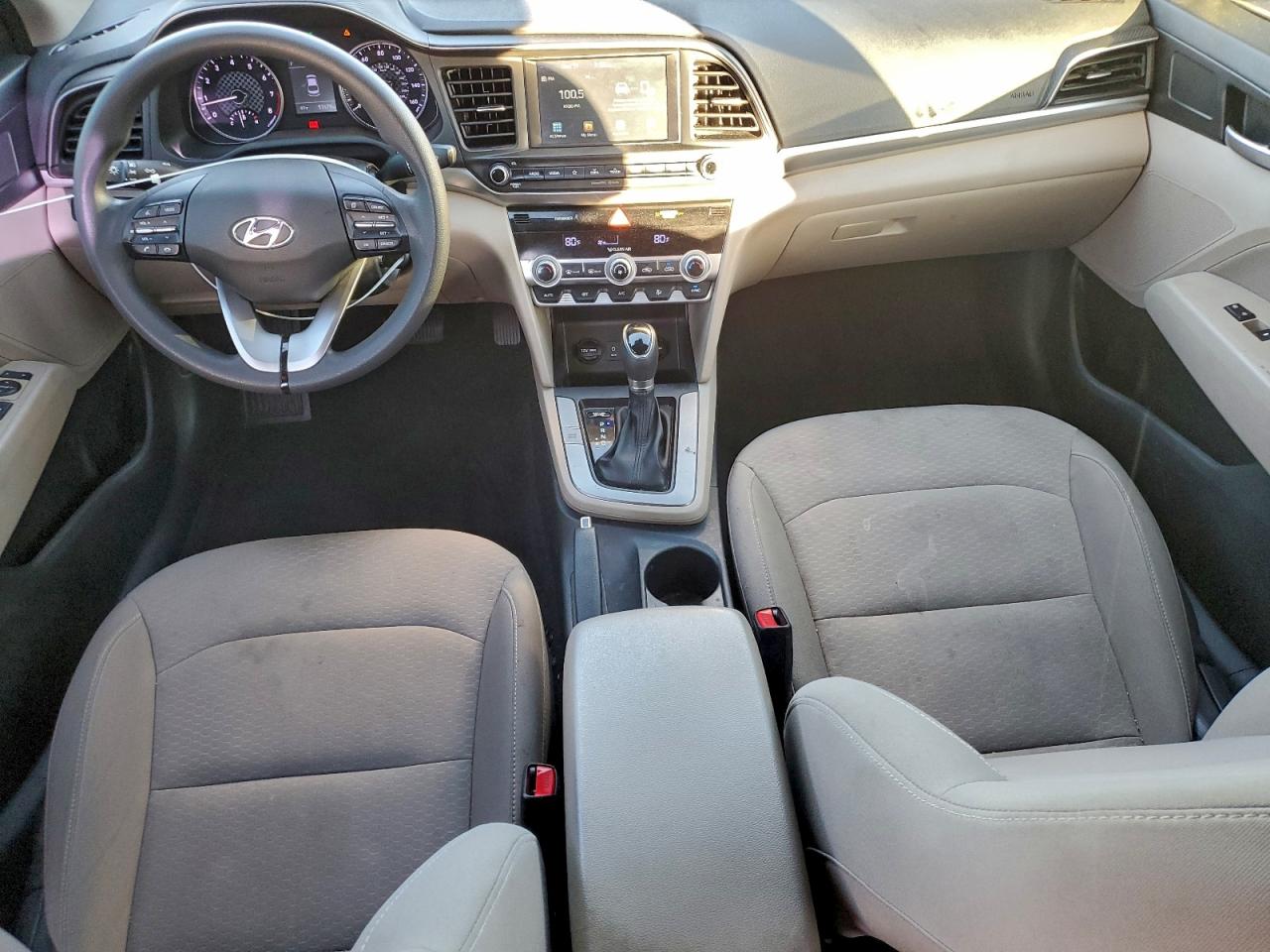 2020 HYUNDAI ELANTRA SEL photo 8