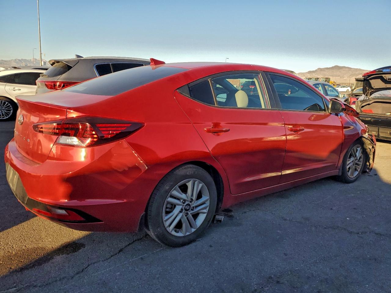 2020 HYUNDAI ELANTRA SEL photo 3