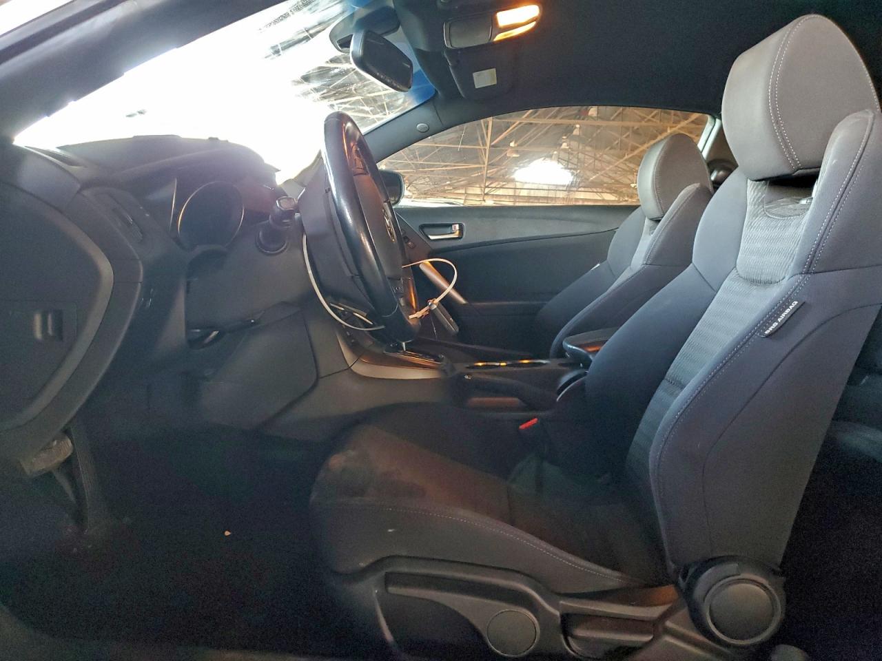 2015 HYUNDAI GENESIS COUPE 3.8L photo 7
