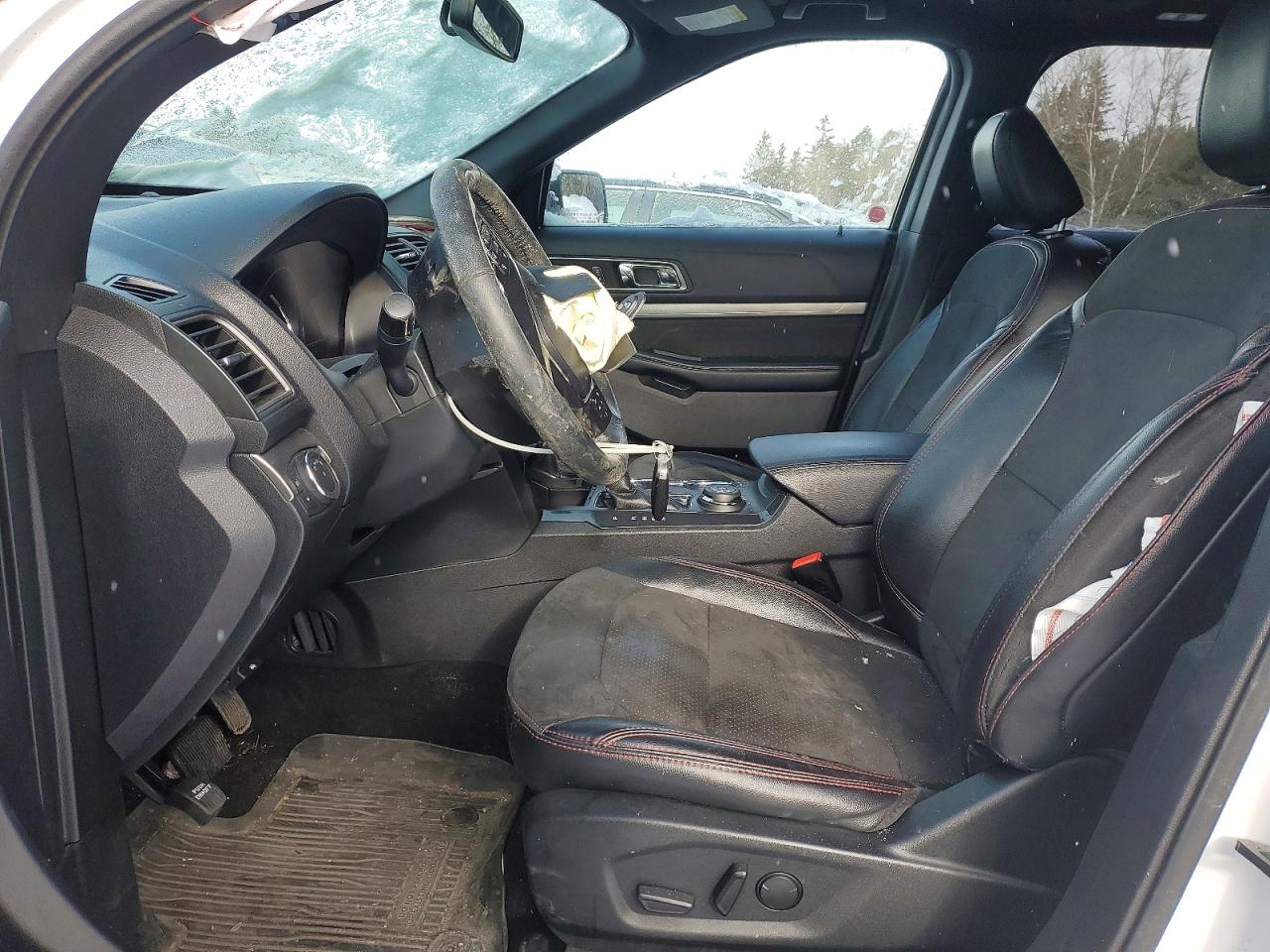2019 FORD EXPLORER XLT photo 7