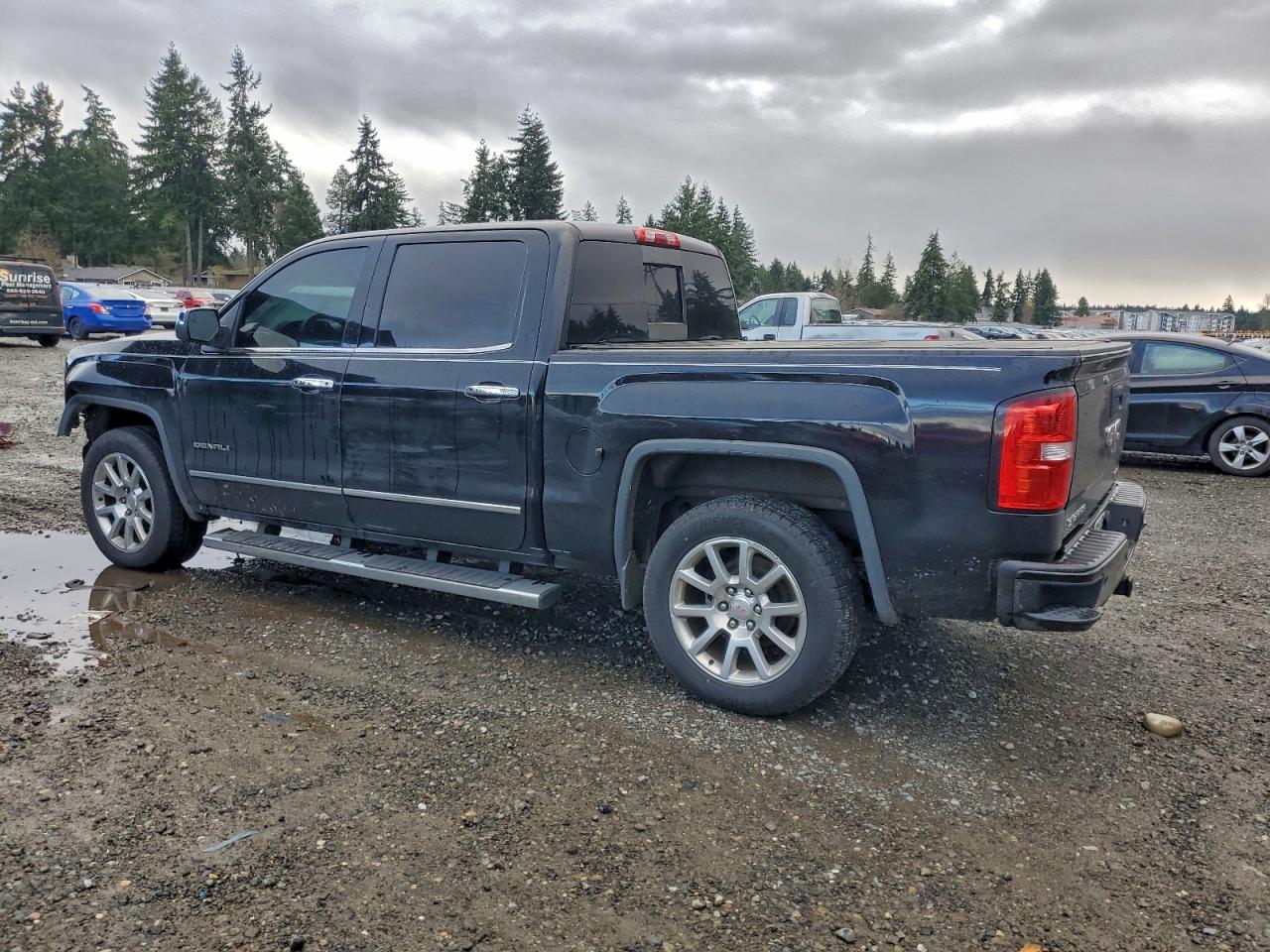 2015 GMC SIERRA K1500 DENALI photo 2