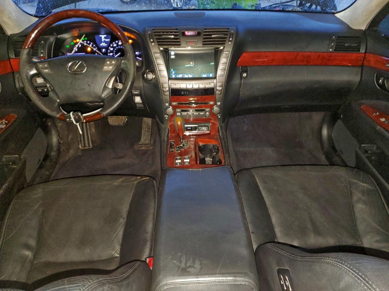 2009 LEXUS LS photo 8