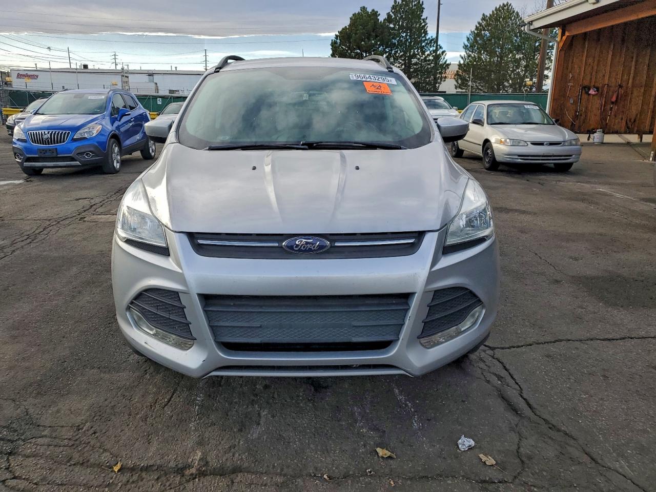 2016 FORD ESCAPE SE photo 5