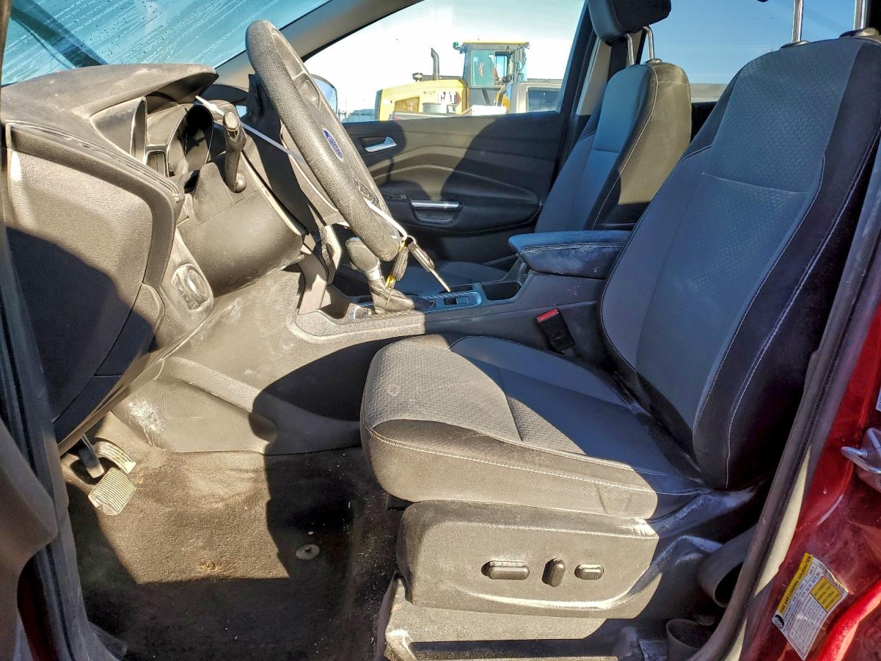 2017 FORD ESCAPE SE photo 7