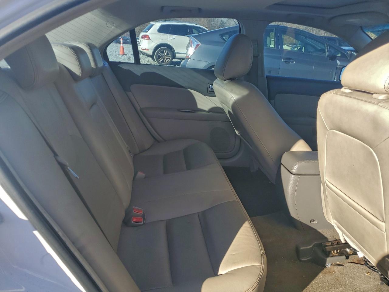 2010 FORD FUSION SEL photo 10