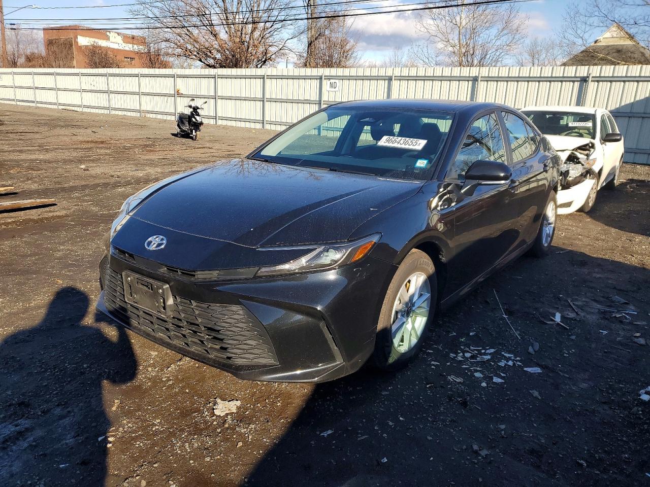 2025 TOYOTA CAMRY
