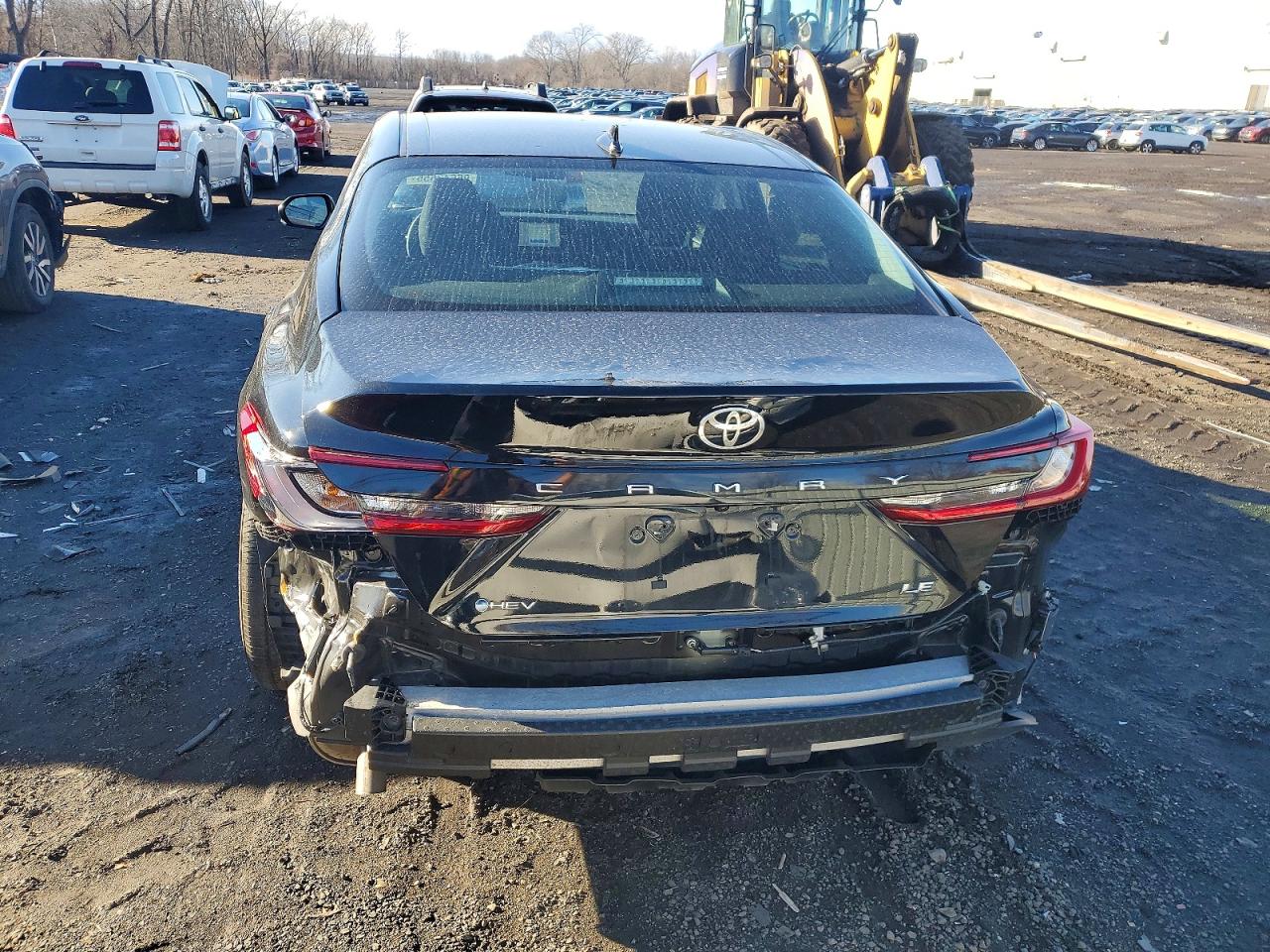 2025 TOYOTA CAMRY LE photo 6
