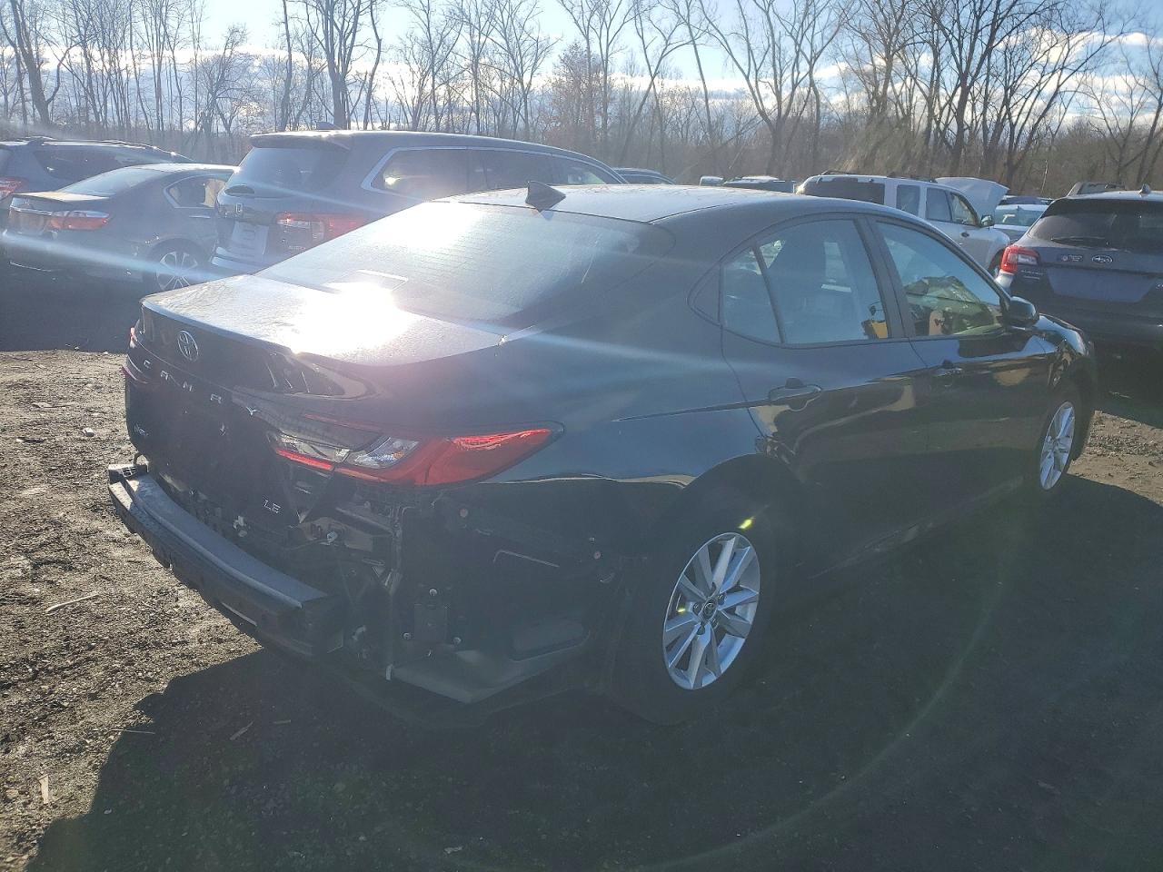 2025 TOYOTA CAMRY LE photo 3